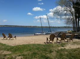 Beach Harbor Resort, hotel v destinaci Sturgeon Bay
