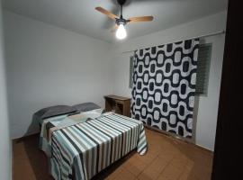 Hotel Photo: Quarto em Apartamento