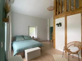 Hotel fotografie: Chambre d hôte en Drôme des collines pour 2 à 4 personnes