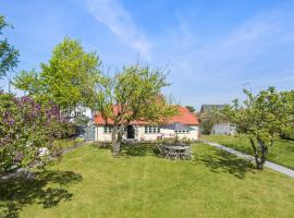 Hotel foto: 3 Bedroom Amazing Home In Strandby