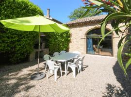 Hotel Photo: 3 Bedroom Gorgeous Home In Fontarches