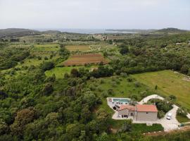 Hotel Foto: Olive Garden Paradise with Swimming Pool - NEW!!!