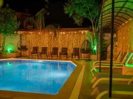Vois Kemer Hotel