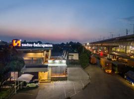 Hotel Photo: Swiss-Belexpress Rest Area KM. 19 Cikampek