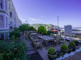 The Central Hotel, hotel in Llandudno