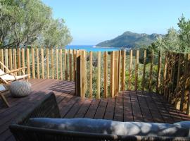 מלון צילום: Cala Sinzias beach house with stunning views