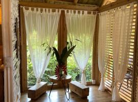 Samo Eco Lodge、ラス・テレナスのホテル