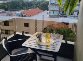 Dpto con balcón, piscina, gym, cowork en Equipe – hotel w mieście Santa Cruz de la Sierra