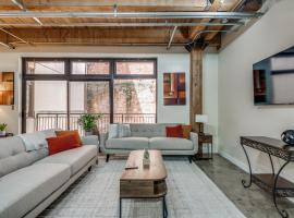 Hotel Photo: Downtown Dallas Condo - 2BR 1BA