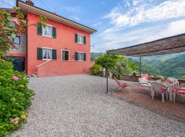 รูปภาพของโรงแรม: Villa Delle Ortensie, Amazing view - Happy Rentals