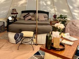 Hotel Photo: Stunning 1-Bed Glamping Tent in Cleveland