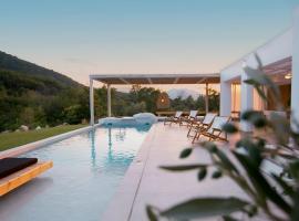 Ξενοδοχείο φωτογραφία: Aristotelia Gi - Premium Luxury Villas with Private Pools