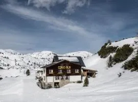 Gjaid-Alm 1739m am Dachstein-Only Accessible by Cable Car