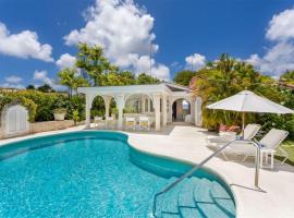 Villa Whitegates, hotel i Saint James