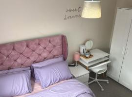 Hotel Photo: Inviting 1-Bed House in Wolverhampton