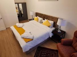 Фотография гостиницы: Flat 305 beautiful one bed flat