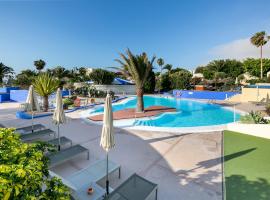 Hotel LIVVO Risco del Gato Suites, hotel v destinaci Costa Calma