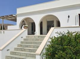 Фотографія готелю: VILLA X Xirokampos Beach Leros