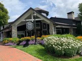 The Park On Main