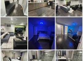 Hotel Photo: 2 Bedroom 2 Washroom 2 Parking 401/407/Erin Mills/ Mississauga Road/ Premium Out