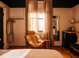 Somewhere Inn Collingwood Boutique Hotel, hotel u gradu 'Collingwood'