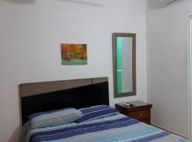 Arriendo habitaciones amobladas con aire acondicionado, ξενοδοχείο σε Montería