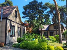 Sunnyhouse, hotel in Jūrmala