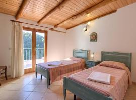 Hotel Photo: Casa Vacanze Castagno con Parcheggio