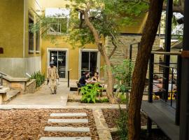 Хотел снимка: Apartment in the Village Courtyard