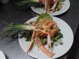 Logis Hotel Restaurant Le Commerce