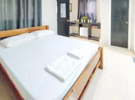 Riannes Beach Resort by RedDoorz