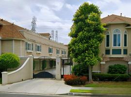 Фотография гостиницы: Rosemead Serenity Townhouse