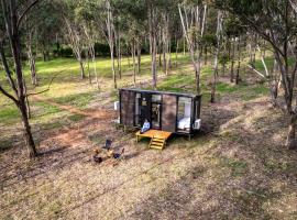 Wollemi Tiny House by Tiny Away, hotel in Broke