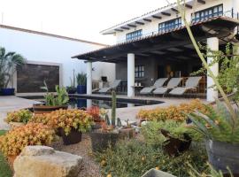 Фотография гостиницы: Luxury Casa Amaia with Private Pool
