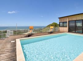 Hotelfotos: Nice Home In Mondragone With Heated Swimming Pool