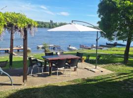 Kuća za odmor Takač, hôtel à Batina