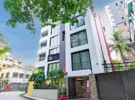 FabHotel Ballygunge Luxury - Behind Punjab Club