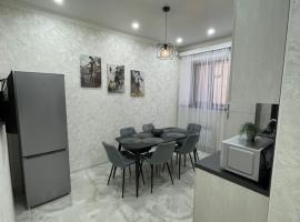 Foto do Hotel: Kayaran Apartment and Guest House