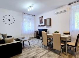 Apartament 3 camere Hd, ξενοδοχείο στη Χουνεντοάρα