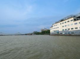 Hotel Foto: Polo Floatel Kolkata