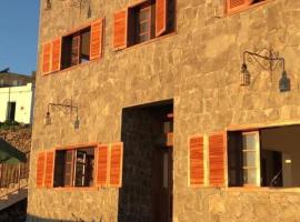 Full House Casa Cogumelo Pico da Cruz, hotell sihtkohas Perdia