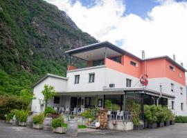 Ristorante Groven, hotel em Lostallo