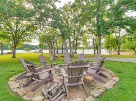 Fotos de Hotel: Afton Home and Guest Home with On-Site Lake Access