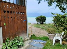 Hotelfotos: Chalet cosy au bord du lac