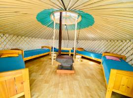 Tungalag tamir tourist camp, hotel a Tayhar