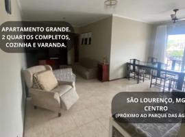 Фотография гостиницы: Apartamento Grande no Centro de São Lourenço-MG