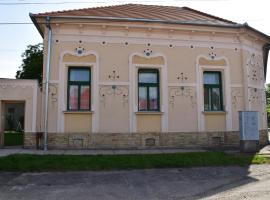 A picture of the hotel: Borostyán Vendégház