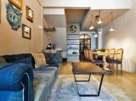 Hotel Foto: Beautiful 3 Bedroom Baroque House near Asoke BTS