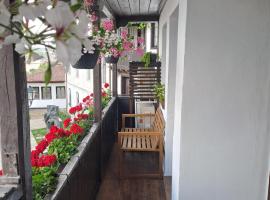 Guest House LAZARA, ξενοδοχείο στο Βέλικο Τάρνοβο