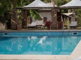 Hotelfotos: Borgo La Ferriera - Celleno Viterbo con Piscina